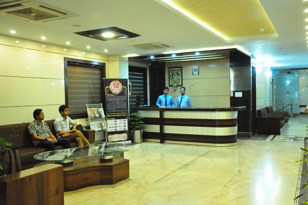 Hotel Basera Brij Bhoomi Vrindavan Ngoại thất bức ảnh